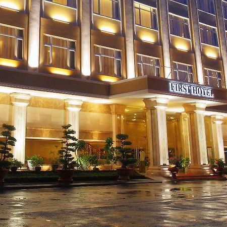 First Executive Wing Hotel ホーチミン市 エクステリア 写真