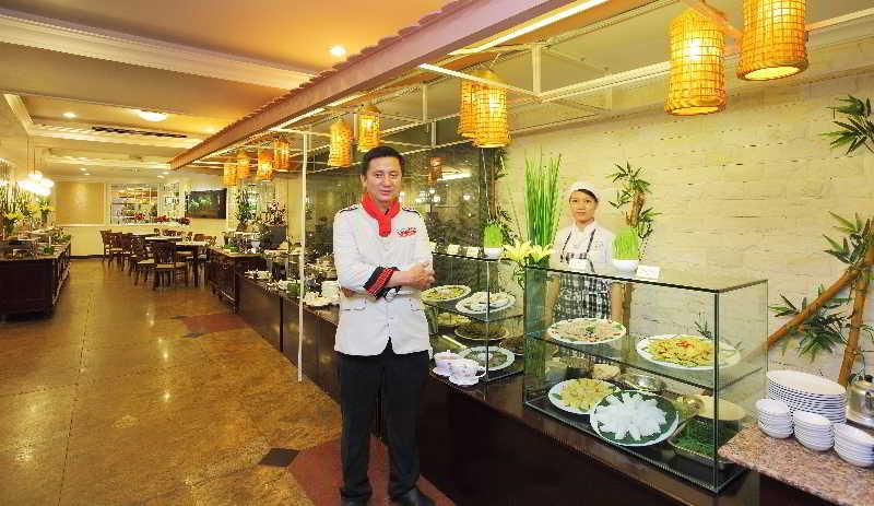 First Executive Wing Hotel ホーチミン市 エクステリア 写真