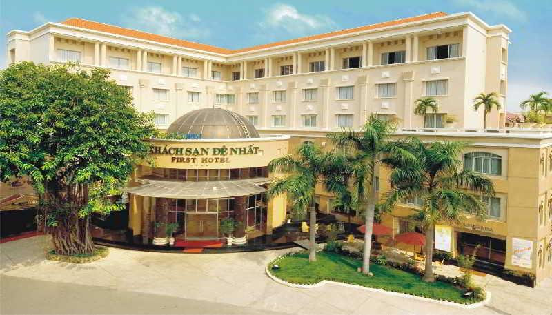 First Executive Wing Hotel ホーチミン市 エクステリア 写真